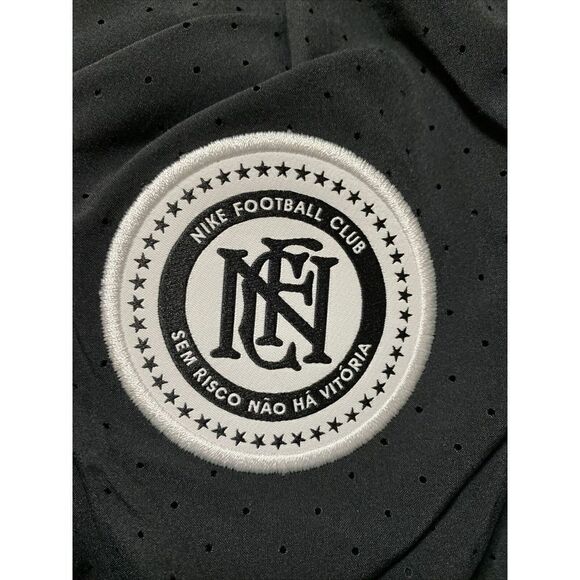 NIKE Women's F.C. Cropped Football / Soccer Shirt NWT Black SIZE: Large - Picture 3 of 9